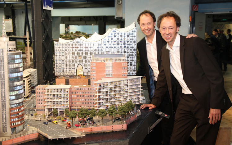 20131113 elphieroeffnung