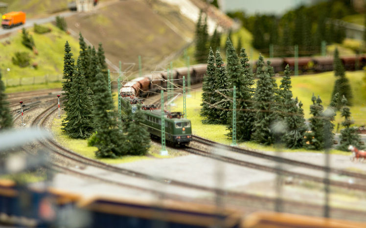 Content Maerklin Sandzug