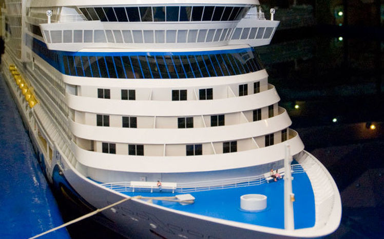 Schiffe  Aida 2