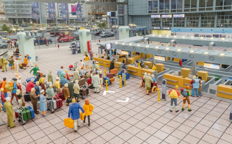 Google Streetview Flughafen Checkin 1