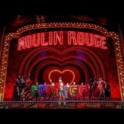 Moulin rouge show