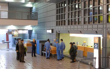 Flughafen Terminal Sarg