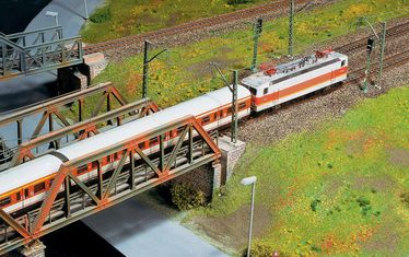 Knuffingen Zug Bruecke