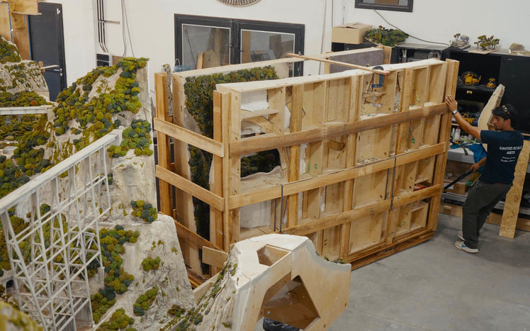 Regenwald bau pilar versand 02