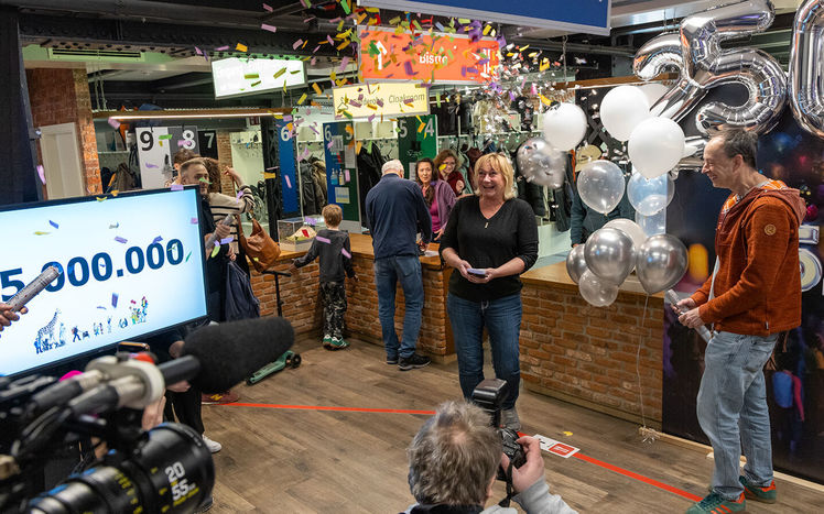 Content images 25mill 06