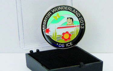 Spendenpin 062013 Juni