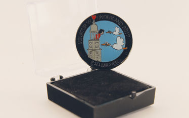 Spendenpin 102017
