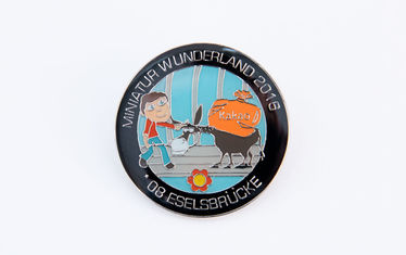 Spendenpin 082016
