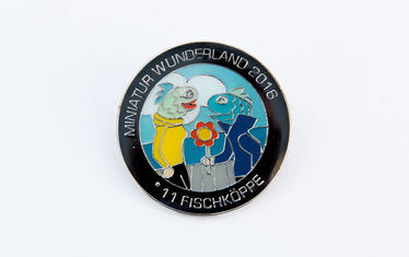 Spendenpin 112016