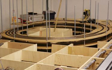 Wb 2  Kw 8 2003  Nr 121