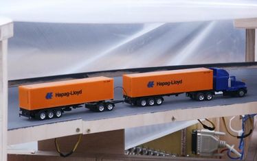 Wb 8  Kw27 2003  Nr 140