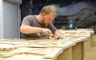 Wb 06 2018 Nr 932 Tisch Monaco