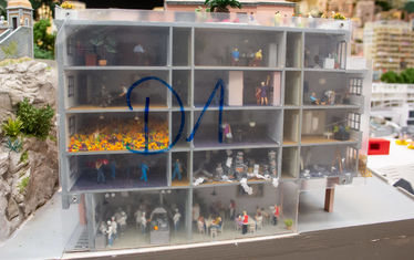 Wb 05 kw 15 2021 n 1068 monaco