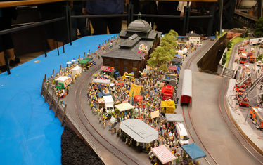 Wb 04 kw 24 2022 n 1129 fischmarkt