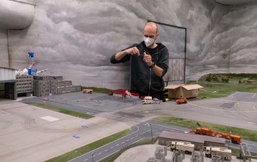 Wb 07 kw 35 2022 n 1140 airport brand