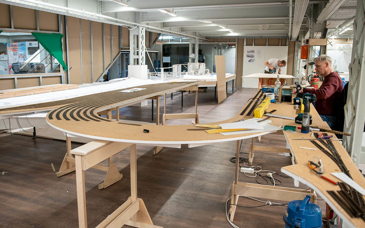 Wb 04 kw 51 2022 n 1156 atacama schattenbahnhof