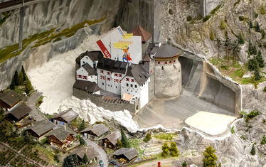 Wb 01 kw 39 2025 n 1300 liechtenstein